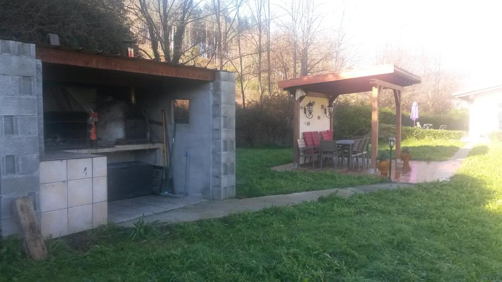Casa Rural Ibarrondo Etxea Mungia Exterior foto