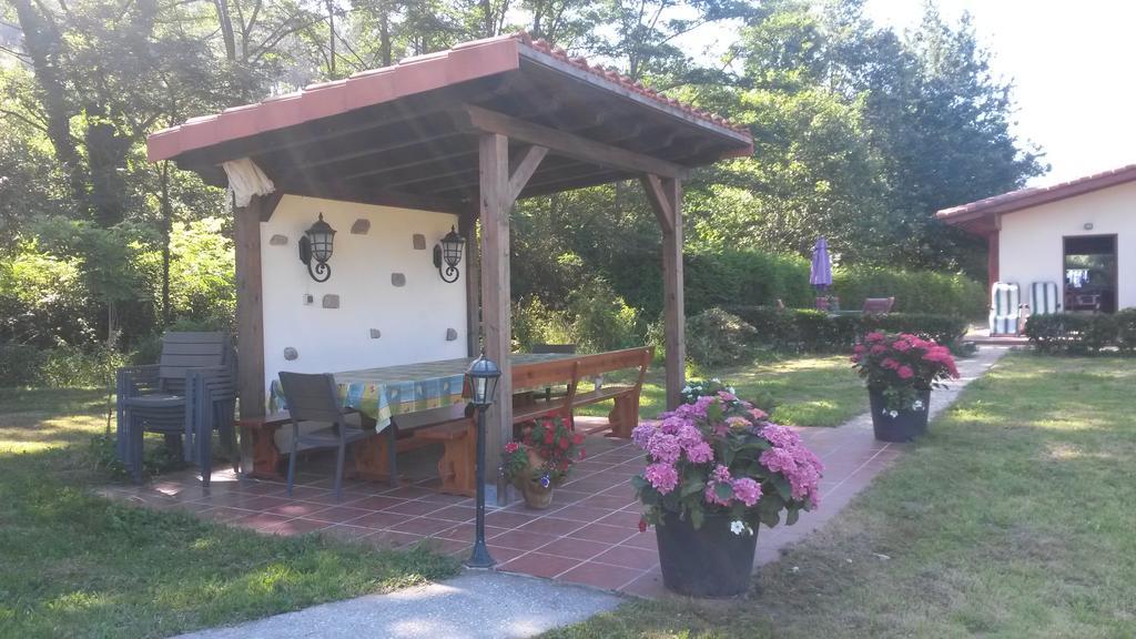 Casa Rural Ibarrondo Etxea Mungia Exterior foto